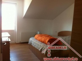 vindem-vila-4-camere-loc-sura-mica-cartier-eden-6