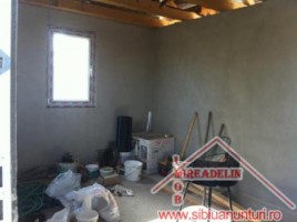 vindem-vila-4-camere-loc-sura-mica-cartier-eden-12