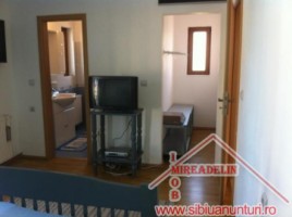 inchiriem-vila-pe-4-camere-loc-sura-mica-eden-12