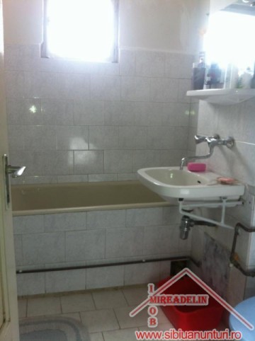 vand-apartament-2-camere-60-mp-sos-alba-iulia-5