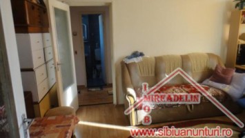 vindem-apartament-2-camere-56mp-bld-mihai-viteazu-3