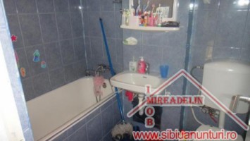 vindem-apartament-2-camere-56mp-bld-mihai-viteazu-7