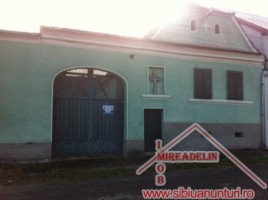 vindem-casa-3-camere-curte-loc-saliste-1