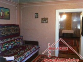 vindem-casa-3-camere-curte-loc-saliste-11