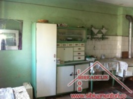 vindem-casa-3-camere-curte-loc-saliste-14