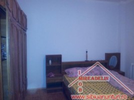 casa-de-vanzare-singur-in-curte-calturnisorului-3