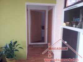 vindem-apartament-de-lux-2-camere-loc-selimbar-3