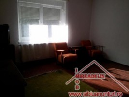 vand-casa-singur-in-curte-str-stefan-cel-mare-4