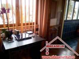 vand-apartament-3-camere-strada-calea-dumbravii-5