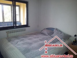 vand-apartament-3-camere-strada-calea-dumbravii-8