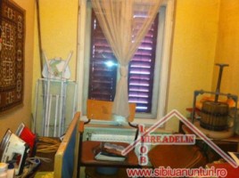 casa-de-inchiriat-3-camere-zona-stefan-cel-mare-4