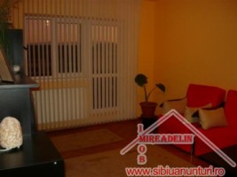 vand-apartament-4-camere-etaj-iii-cartier-strand-1