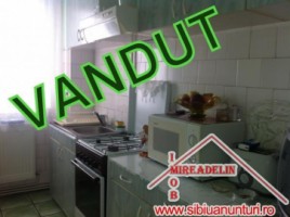 vindem-apartament-2-camere-strada-negoveanu-0