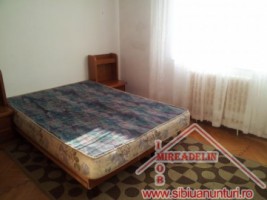 inchiriem-apartament-3-camere-bld-mihai-viteazu-2