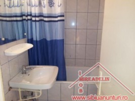 inchiriem-apartament-3-camere-bld-mihai-viteazu-4