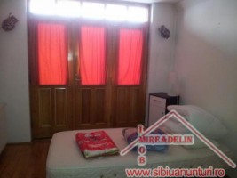 casa-de-vanzare-5-camere-zona-strazii-transilvaniei-10