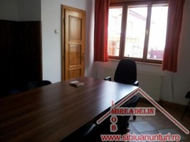 casa-de-vanzare-5-camere-zona-strazii-transilvaniei-2