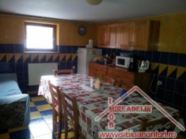 casa-de-vanzare-5-camere-zona-strazii-transilvaniei-7