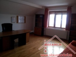 casa-de-vanzare-5-camere-zona-strazii-transilvaniei-12
