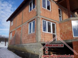 vindem-casa-dpm-5-camere-loc-cisnadie-3