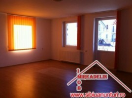 inchiriem-vila-4-camere-sura-mica-cartier-eden-1