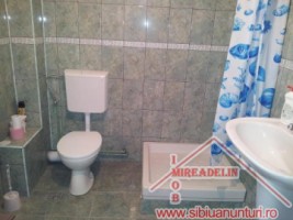 vand-casa-dpm-4-camere-str-constructorilor-11