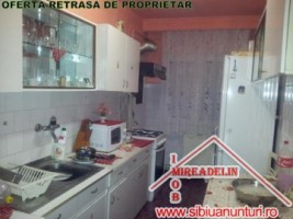 vand-apartament-3-camere-str-semaforului