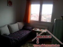 vindem-apartament-2-camere-cartierul-tiglari-1