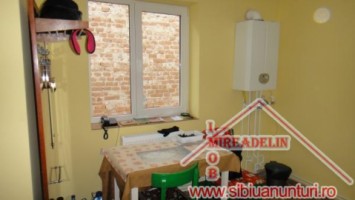 vand-casa-3-camere-zona-terezian-11