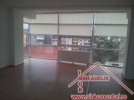 spatiu-birou-de-inchiriat-clasa-a-360-mp-zona-centrala-1