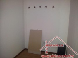 inchiriem-spatiu-birou-100-mp-zona-calea-dumbravii-1