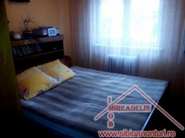 vindem-apartament-3-camere-str-semaforului-4