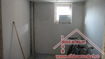 vand-casa-pm-6-camere-a-cartier-terezian-3