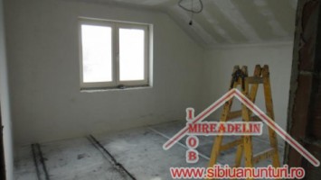 vand-casa-pm-6-camere-a-cartier-terezian-9