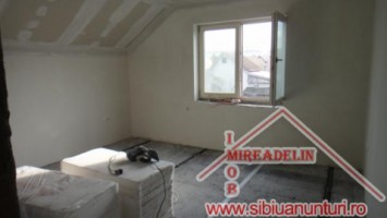 vand-casa-pm-6-camere-a-cartier-terezian-10