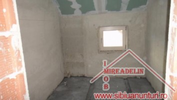 vand-casa-pm-6-camere-a-cartier-terezian-8