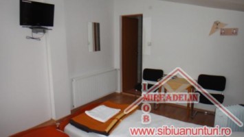 vindem-imobil-pe-casa-de-locuit-pensiune-9