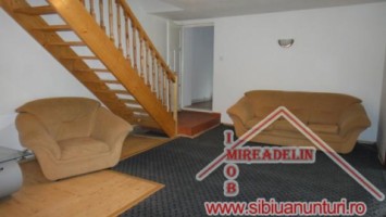 inchiriem-casa-5-camere-zona-piata-cluj-1