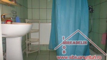 inchiriem-casa-5-camere-zona-piata-cluj-13