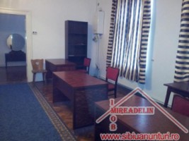 inchiriem-spatiu-birou-90-mp-zona-centrala-1