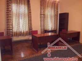 inchiriem-spatiu-birou-90-mp-zona-centrala-2