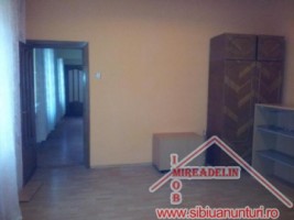 inchiriem-casa-4-camere-singur-in-curte-a-turnisor-5