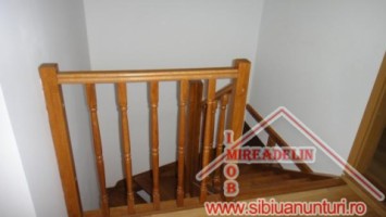 inchiriem-apartament-la-casa-5-camere-zona-turnisor-13