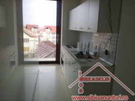 inchiriem-casa-5-camere-zona-strand-9