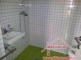 inchiriem-casa-5-camere-zona-strand-12