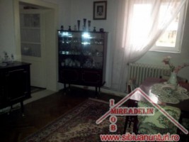 casa-de-vanzare-singur-in-curte-cartier-strand-9