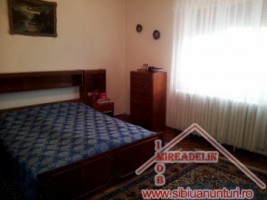 casa-de-vanzare-singur-in-curte-cartier-strand-8