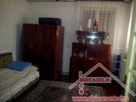 casa-de-vanzare-singur-in-curte-cartier-strand-10