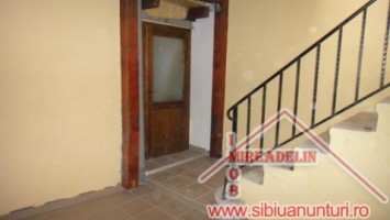 inchiriem-casa-4-camere-pem-zona-centrul-vechi-9