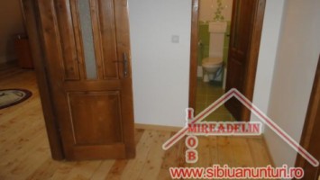 inchiriem-casa-4-camere-pem-zona-centrul-vechi-8